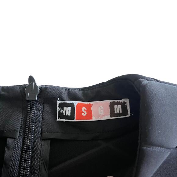 MSGM 3/4 Sleeve Neoprene Cropped Quilted Top Black Women's Size 40/S - Picture 7 of 9